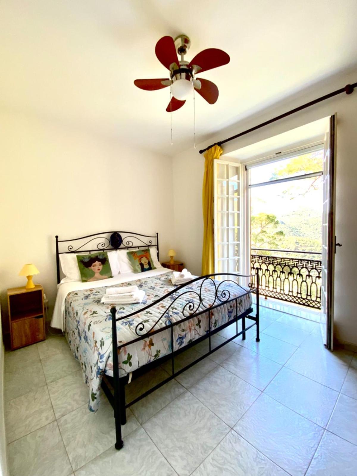 Aragonite Azzurra Casa Vacanza ゴンネーザ エクステリア 写真