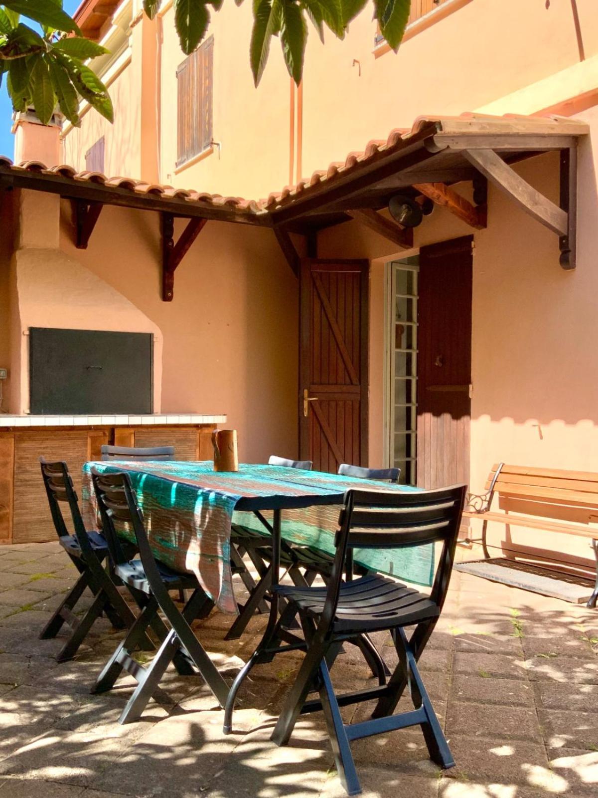 Aragoniteazzurra Casa Vacanza ゴンネーザ エクステリア 写真